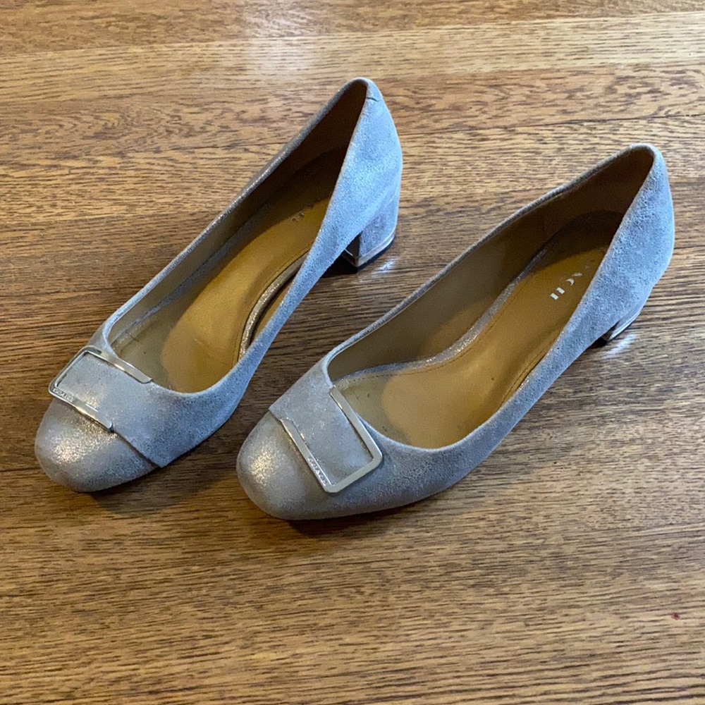 Coach 7.5 silver chunk heels